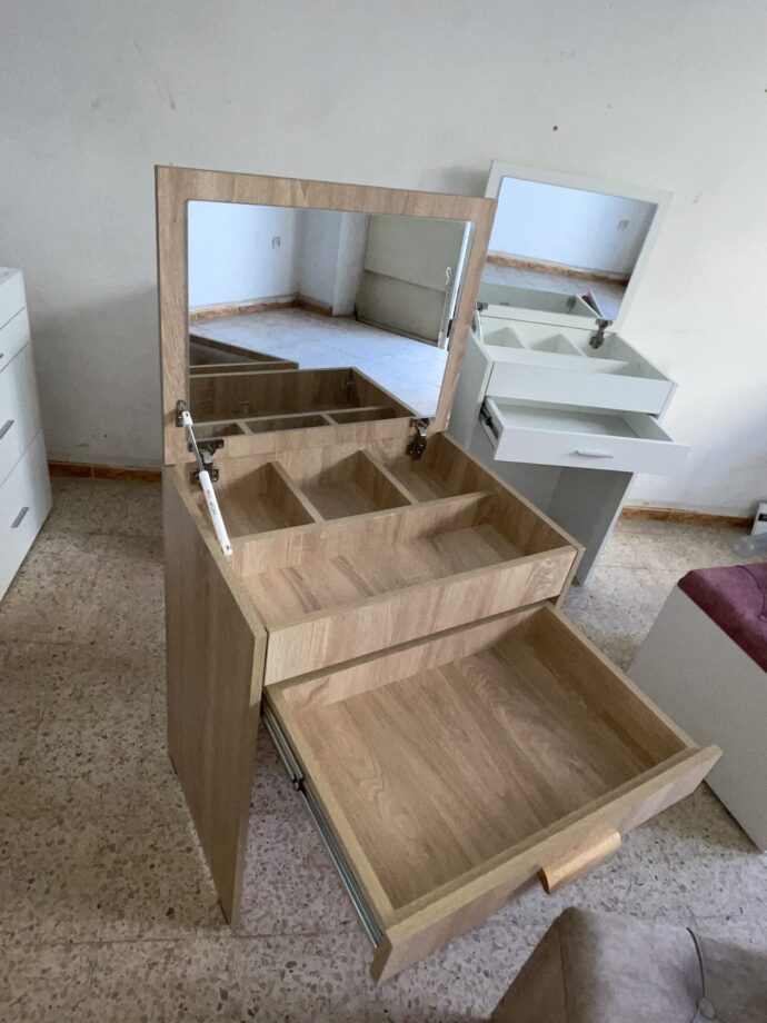 ⁦coiffeuse moderne 3 en 1⁩ - الصورة ⁦5⁩